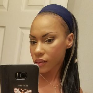 Meet your Posher, Sherifa